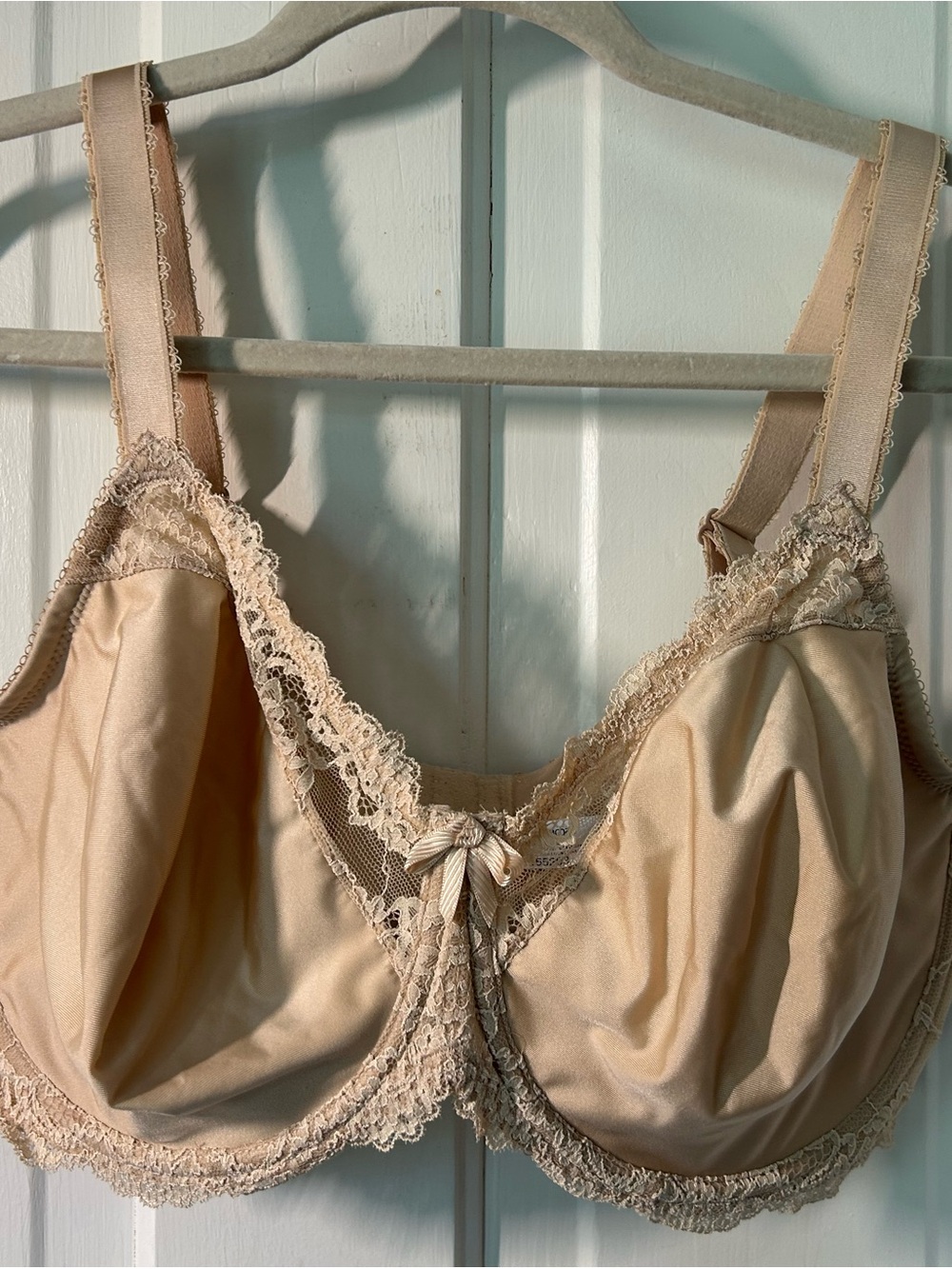 Wacoal Nude Lace Underwire Bra with Bow Detail